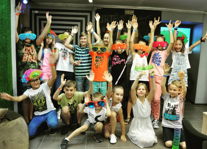 Komandinės užduotys